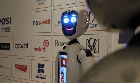 Eczacımın Dijital Dünyası Fuarı Antalya'da Başladı