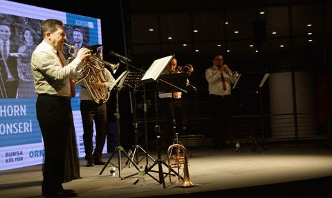Golden Horn Brass Grubu Bursa'da Renkli Bir Konser Verdi