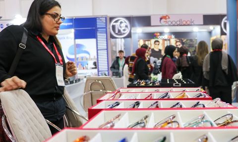 İzmir'de Optik Sektörü Buluştu