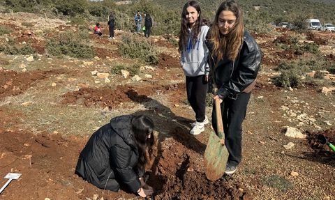 Kahramanmaraş'ta Deprem Şehitleri İçin Anma Fidanları Dikildi