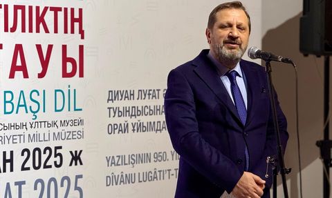 Kazakistan'da 950. Yıldönümünde 'Divanu Lugati't-Türk' Sergisi Açıldı