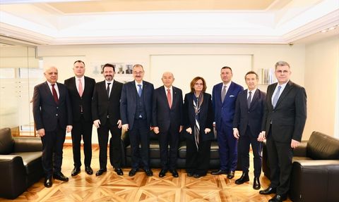 Nihat Özdemir, ÇEİS Yönetim Kurulu Başkanlığına Seçildi