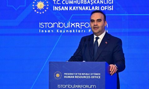 Sanayi ve Teknoloji Bakanı Kacır'dan İnsan Kaynakları Forumu'nda Önemli Açıklamalar