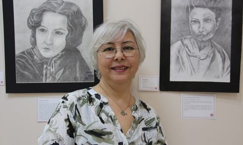 Antalya'da 'Öncü Kadınlar' Resim Sergisi Açıldı