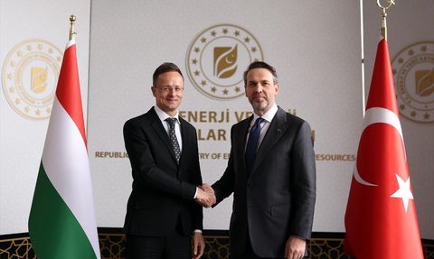 Bakan Alparslan Bayraktar, Macaristan ile Enerji İşbirliği Görüşmesi Yaptı