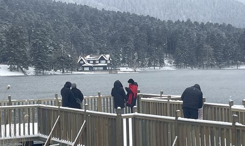 Gölcük Tabiat Parkı Mart Ayında Karla Kaplandı