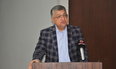 Kütahya'da 'Zamanın İzinde Kütahya'nın Renkleri' Sergisi Açıldı