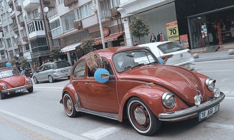 Bursa'da Otizm Farkındalığı İçin Vosvoslu Şehir Turu