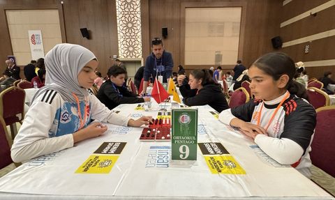 Konya'da 6. Akıl ve Zeka Oyunları Başladı