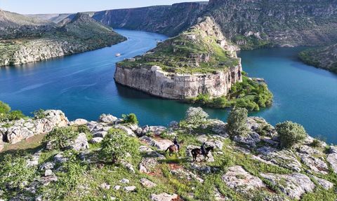 Rumkale'de Atlı Jandarma Birlikleri Göreve Başladı