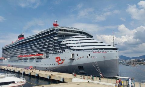 Bodrum'a Gelen 'Resilient Lady' Kruvaziyeriyle 2,500'den Fazla Yolcu
