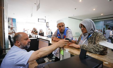 Diyanet İşleri Başkanı Ali Erbaş Mekke Hastanesini Ziyaret Etti