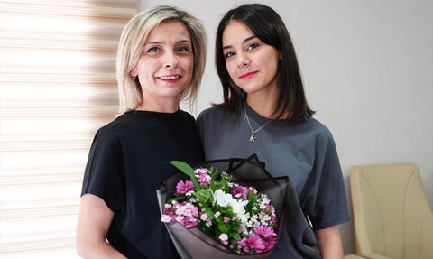 Düzce Belediyesi'nden Anneler Günü'nde Duygusal Sürpriz