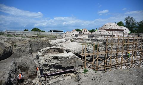 Edirne'deki Gazi Mihal Hamamı'nın Restorasyonu Devam Ediyor