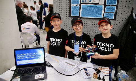 Kocaeli'de 6. Uluslararası Kelebek Robot Olimpiyatları Başladı