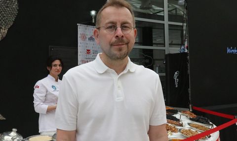 Şef Ömür Akkor, Malatya'da Mor Reyhan Şerbeti Yapımına Katıldı