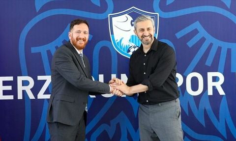 Erzurumspor FK'da Yeni Dönem: Serkan Özbalta ile Anlaşma Sağlandı