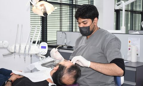 İnönü Üniversitesi Diş Hekimliği Fakültesi, Uluslararası Hastalara Hizmet Veriyor