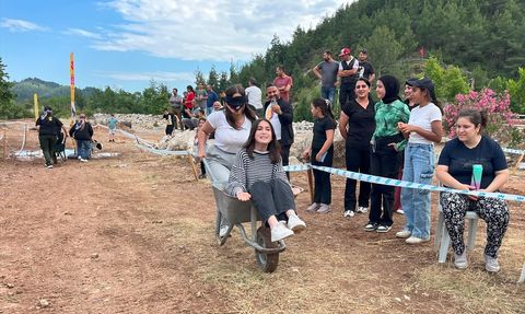 Karacaören'de Eğlence Dolu Şenlikler Gerçekleşti