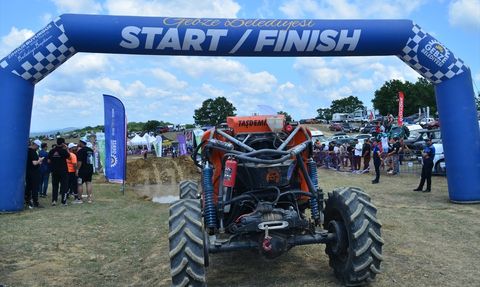 Kocaeli'de 3. Gebze Off-Road Festivali Rüzgarı