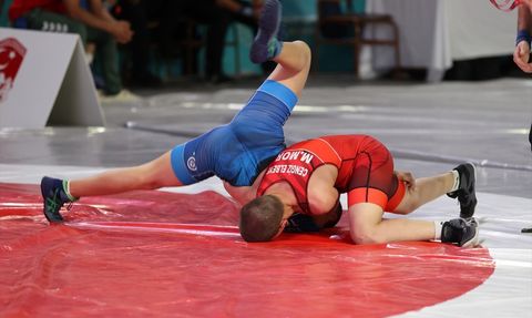 Minikler Türkiye Güreş Şampiyonası Sivas'ta Sona Erdi