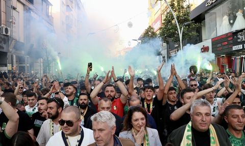 Sakaryaspor'un 60. Yıldönümü Coşkuyla Kutlandı