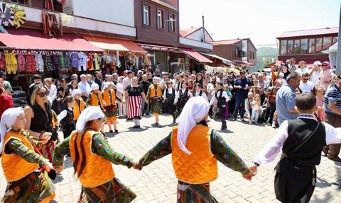 22. Geleneksel Çambaşı Yayla Festivali Coşku İle Başladı