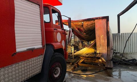 Antalya'da İşçi Konteynerinde Yangın Çıktı