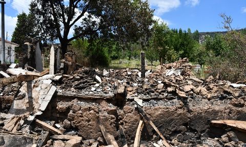 Bilecik'teki Yangında Yılların Anıları Yok Oldu