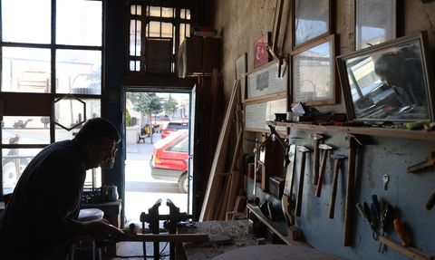 Emekli Öğretmen Osman Kodan'ın Marangozluk Geleneği