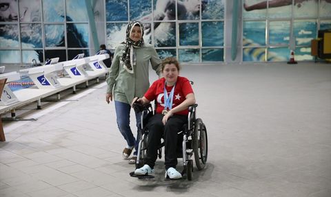 Engelli Yüzücüler Başarıya Yüzüyor: Ordu'da Madalya Avı