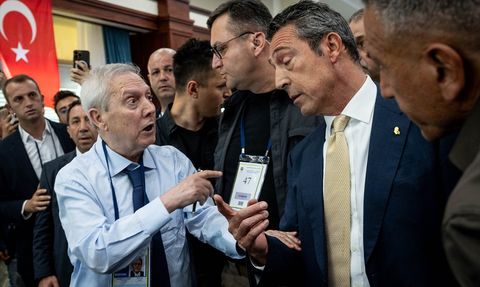 Fenerbahçe Yüksek Divan Kurulunda Gergin Anlar