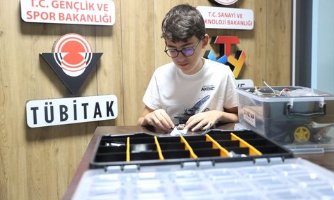 Hayallerin Peşinde: Ensar Salim Kesekci ve Amcasının Mirası