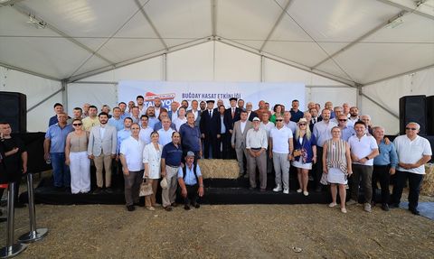 İstanbul Büyükşehir Belediyesi'nden Çatalca'da Buğday Hasat Etkinliği