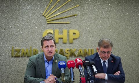 İzmir Büyükşehir Belediyesi'nde Yolsuzluk Soruşturması Üzerine Açıklamalar