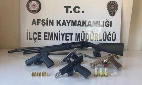 Kahramanmaraş'ta Düğünde Silahla Havaya Ateş Açan 4 Şüpheli Yakalandı