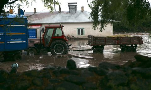 Kars'taki Sel Felaketi: Ev ve Ahırlarda Büyük Zarar