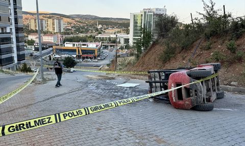 Kırıkkale'de Forklift Kazası: 16 Yaşındaki Sürücü Hayatını Kaybetti