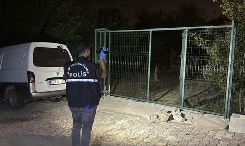 Kocaeli'de Bıçaklı Tartışma: Üvey Oğul Yaralandı