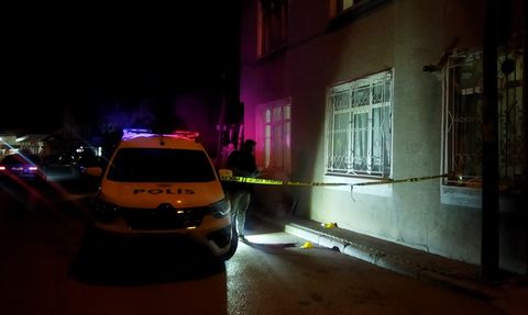 Konya'da 3. Kattan Düşen Çocuk Ağır Yaralandı