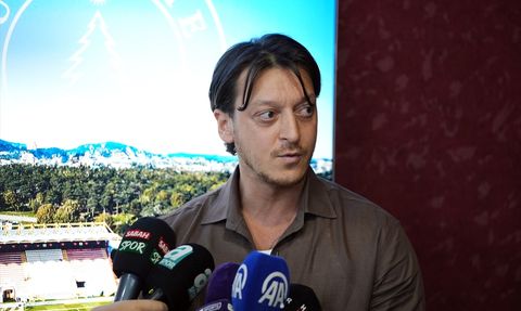 Mesut Özil'in Futbol Akademisi: Geleceğin Yıldızları Yetişecek