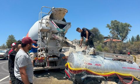 Muğla Seydikemer'de Yangın Paniği: Evlere Sıçrayan Alevler Kontrol Altına Alındı