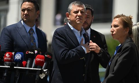 Özgür Özel, Bolu Yangın Davasına Desteğini Açıkladı