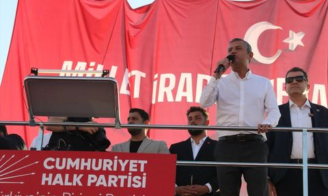 Özgür Özel'den Malatya'da Terörsüz Demokrasi Vurgusu