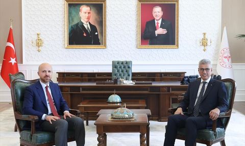 Sağlık Bakanı Kemal Memişoğlu, İlim Yayma Vakfı ile Sağlık Vizyonunu Paylaştı