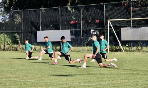 Sakaryaspor Yeni Sezonda Hazırlıklarını Sürdürüyor