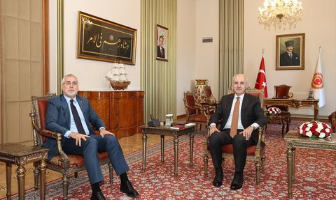 TBMM Başkanı Numan Kurtulmuş, Bakan Vedat Işıkhan'ı Ağırladı