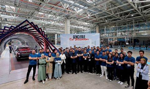 Türkiye'nin Milli Otomobili Togg: Bakan Kacır'dan Önemli Açıklamalar