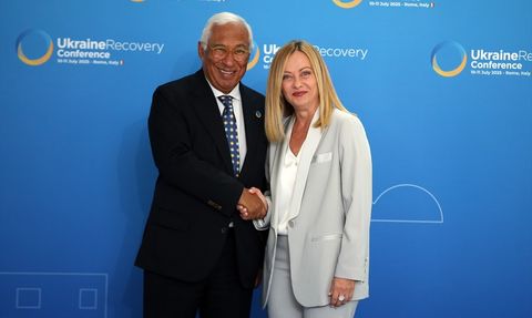 Ukrayna'nın Yeniden İnşası Konferansı Roma'da Başladı