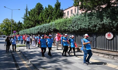 1 Günlük İş Bırakma Eylemi: Kahveci'nin Açıklamaları